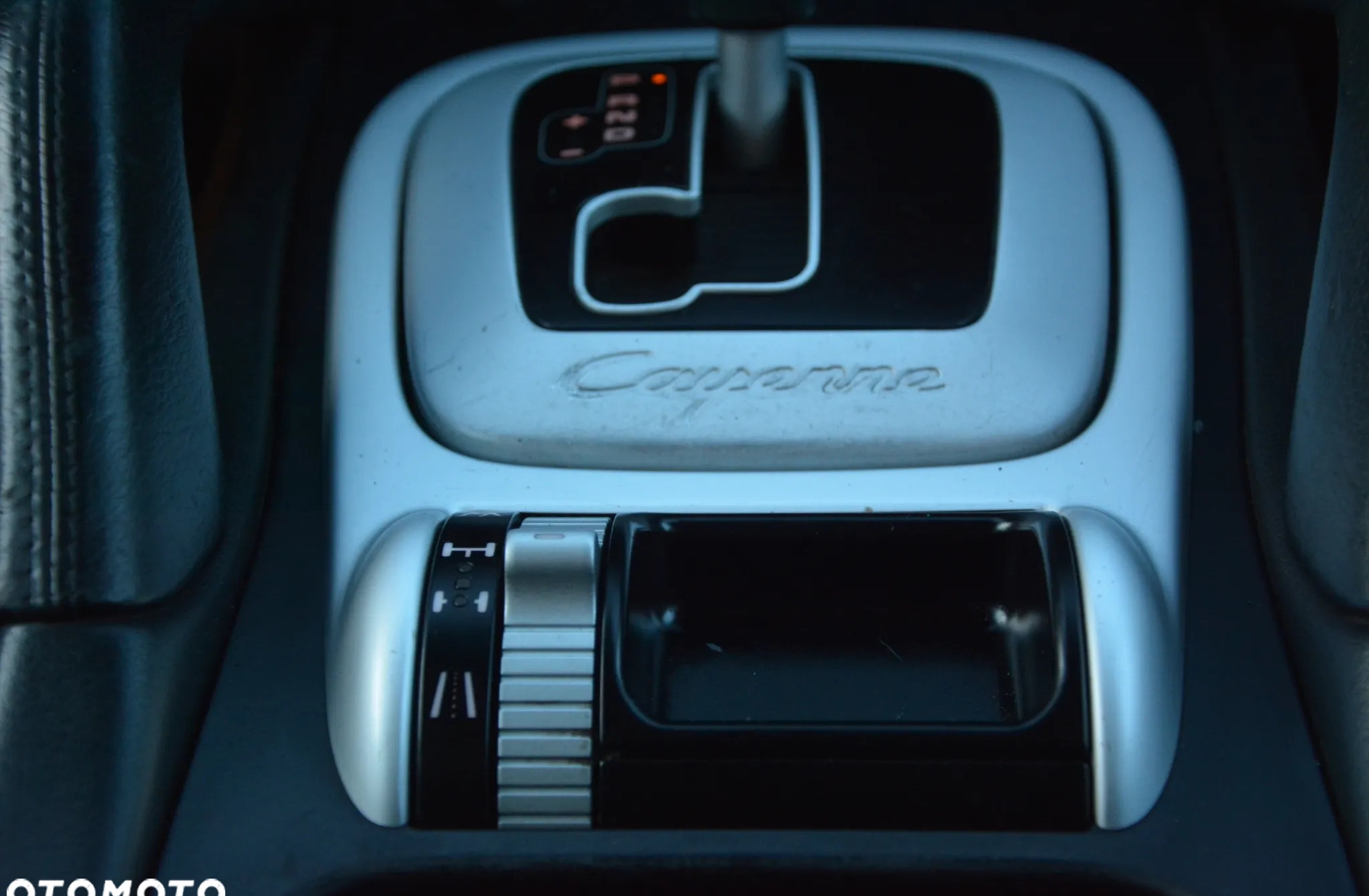 Porsche Cayenne cena 23999 przebieg: 300000, rok produkcji 2005 z Janowiec Wielkopolski małe 466